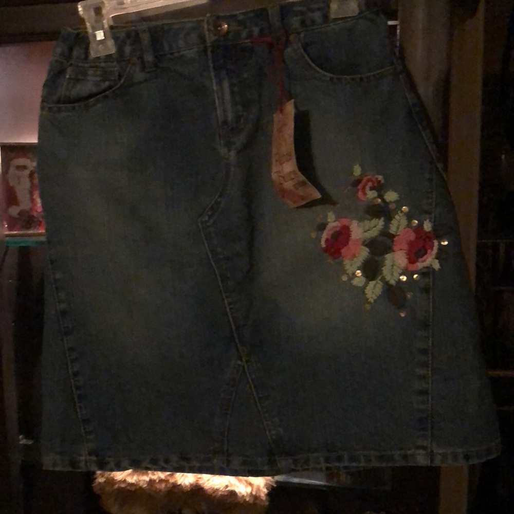 Skirt